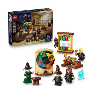 LEGO Harry Potter: Hogwarts Castle: Sorting Hat Ceremony (76460)